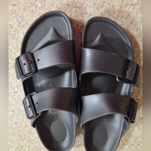 Birkenstock Arizona Essentials Sandals M8 W10